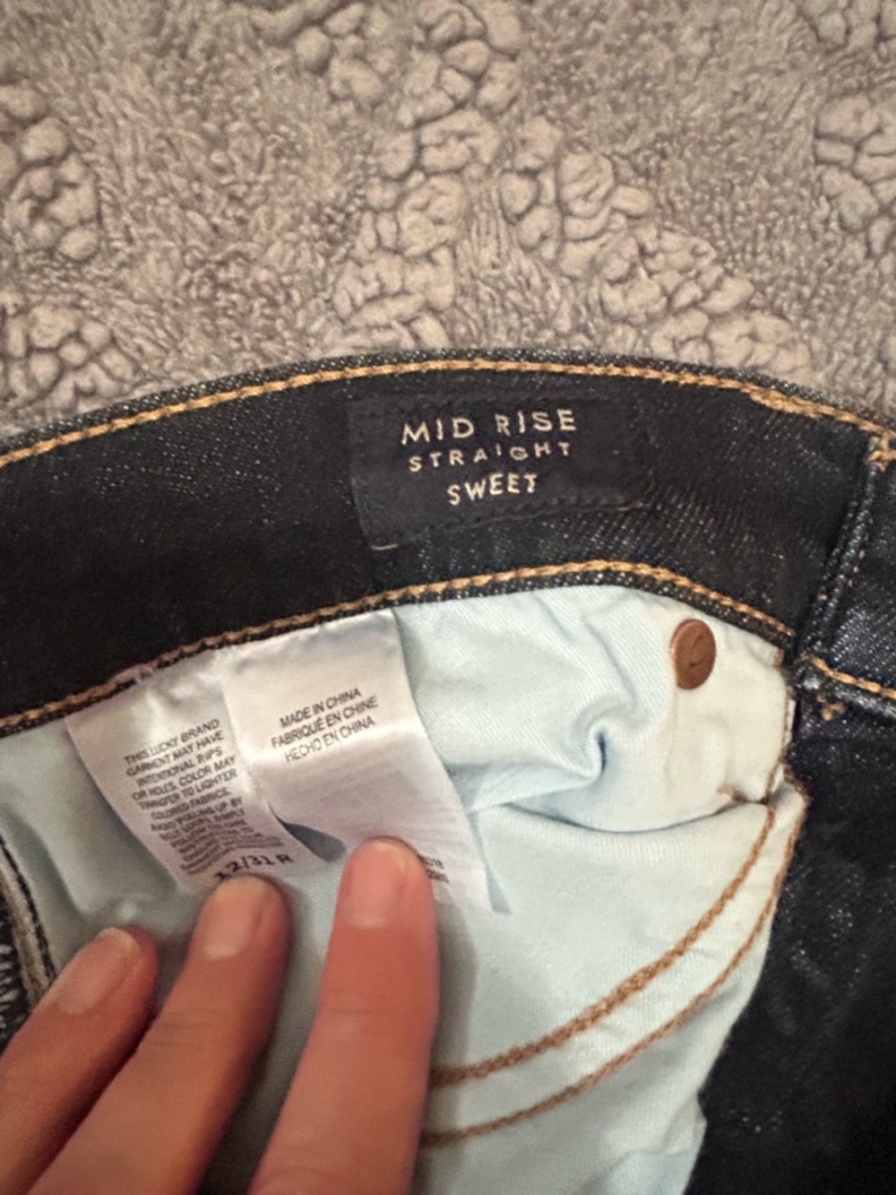 Lucky Brand Women’s Straight Leg Jeans - Dark Blue Size 12 - Picture 4 of 7